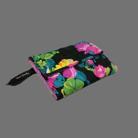 Vera Bradley Tri Fold Wallet in HiLo Meadow Fabric, All in One - Picture 1 of 8